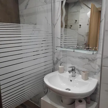 Gardens Raya Aparthotel