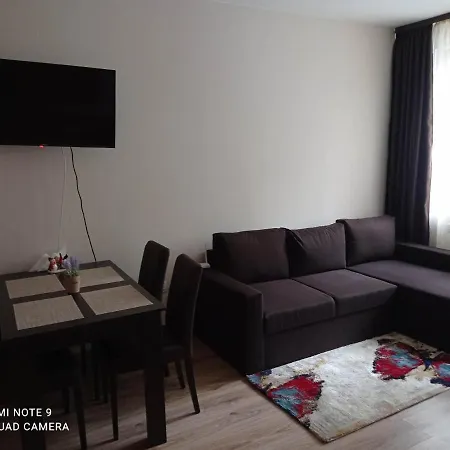 Hotel de apartamente Gardens Raya Boroveț