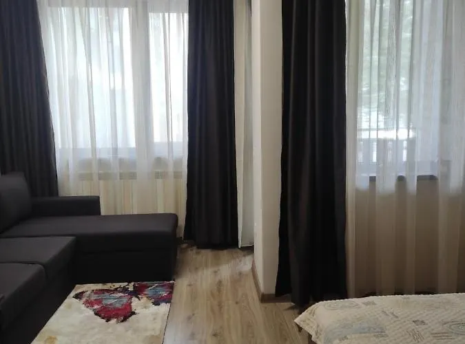 Gardens Raya Borowec