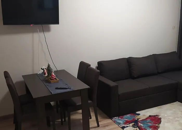 Hotel apartamentowy Gardens Raya